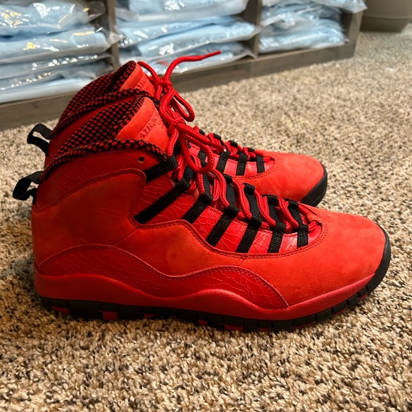 Steve Wiebe HOH Jordan 10 sz 11.5